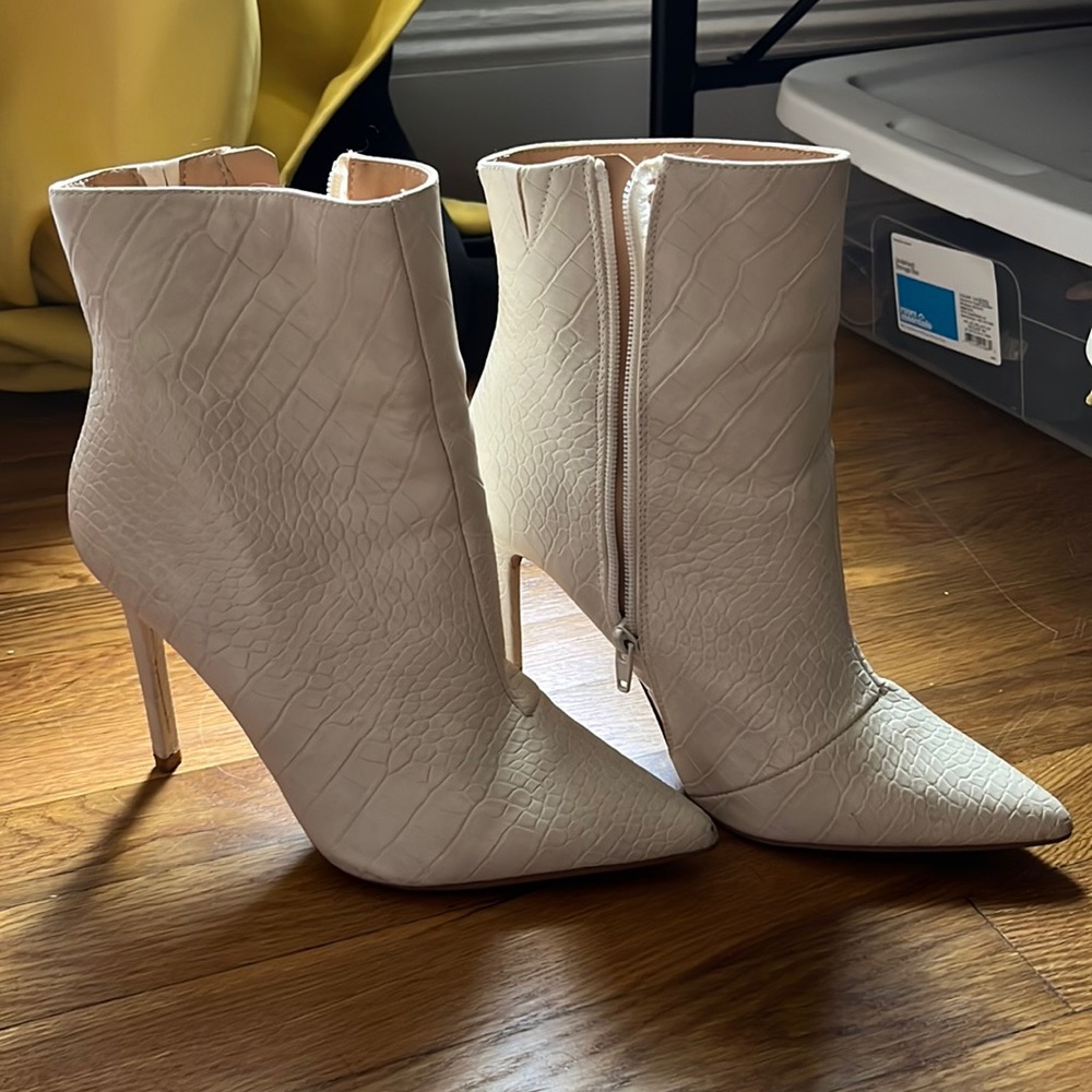White pleather snakeskin booties